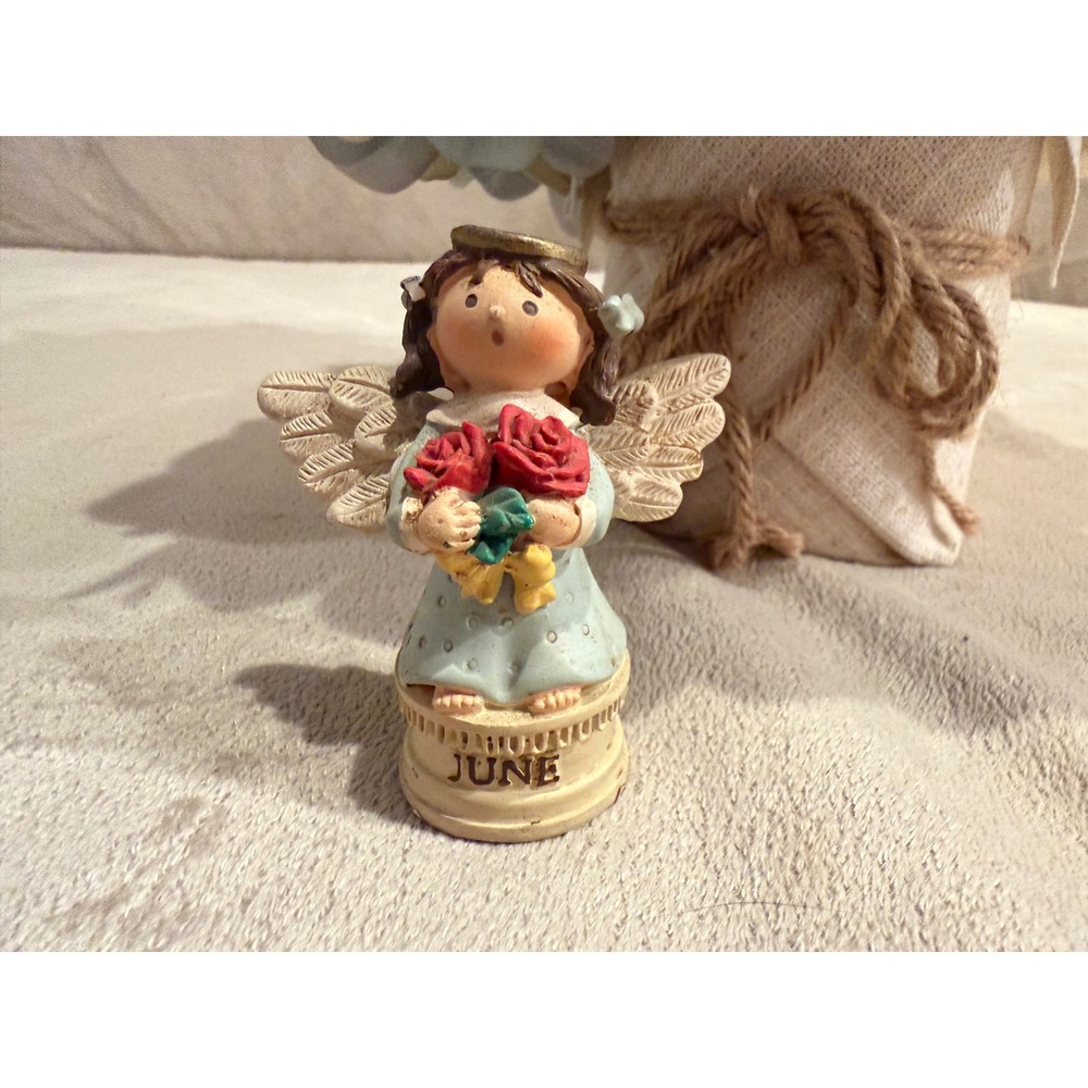 Ganz June Birthday Angel Figurine Red Roses Resin Cherub‎ ED6626 3 Inch
